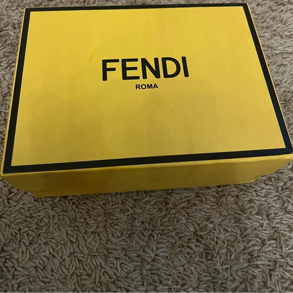 Authentic Fendi ballerina flats. Girls size 24. - Picture 2 of 5